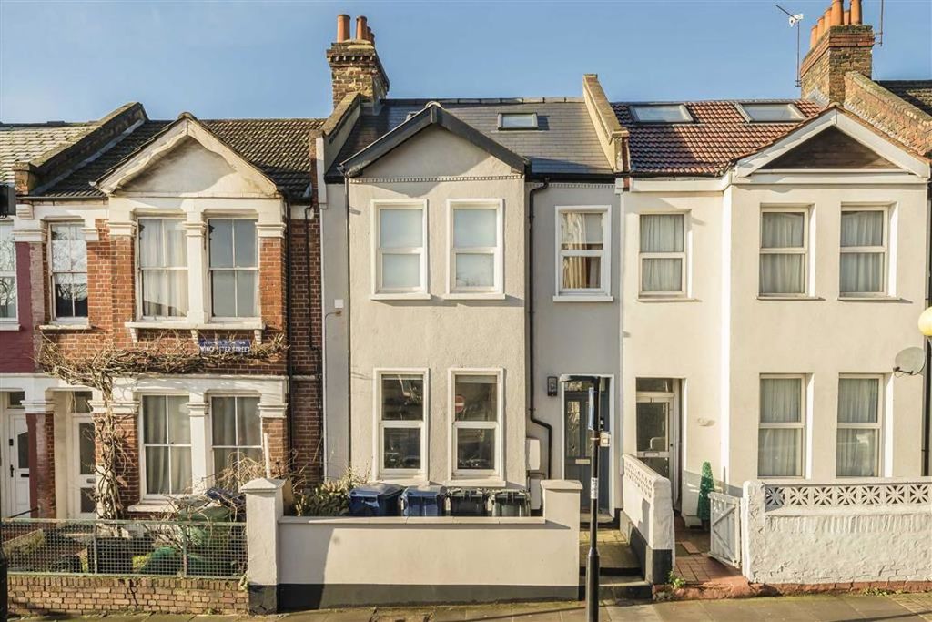 Property photo 1 of 8