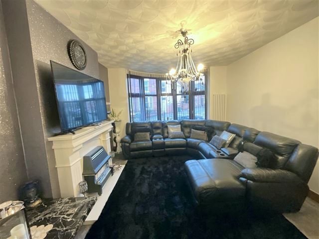 Property photo 2 of 21 Living Room