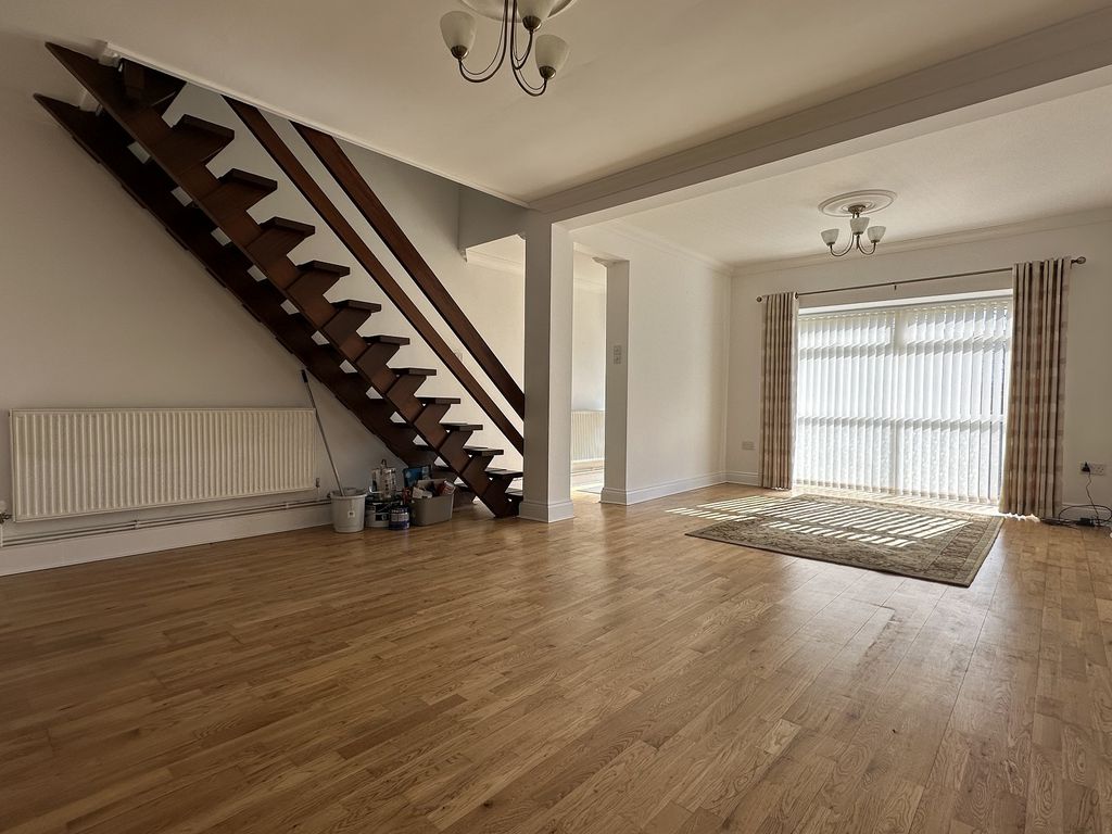 Property photo 3 of 22 Not Specified