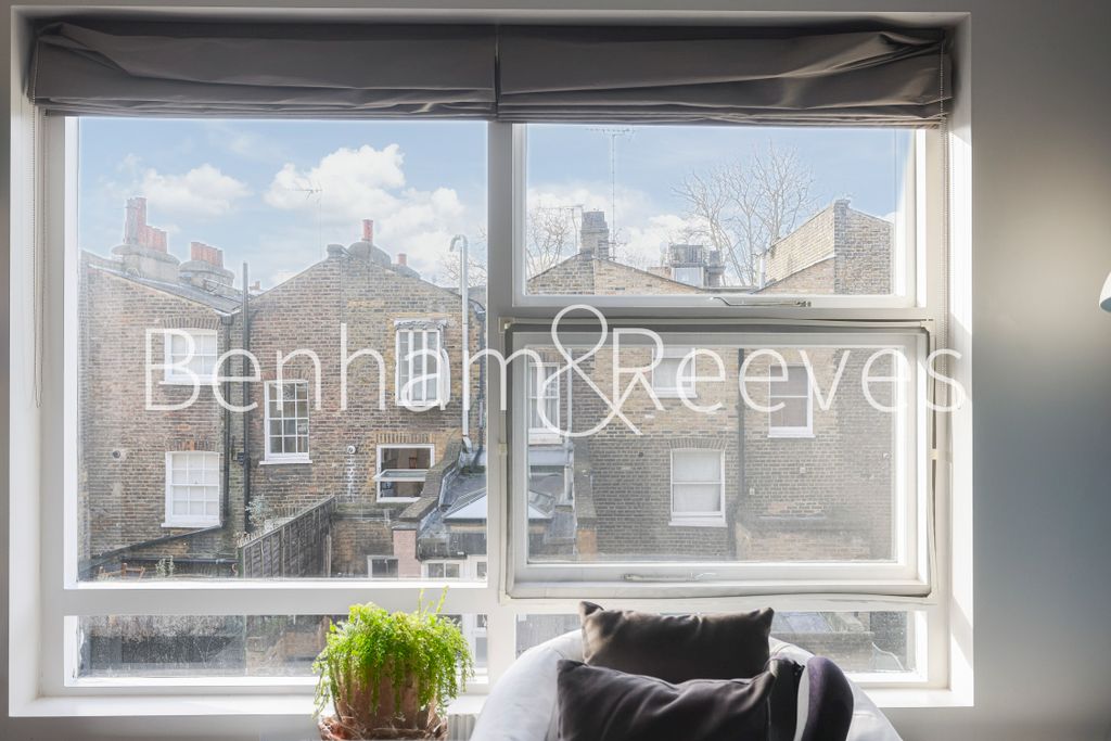 Property photo 3 of 10