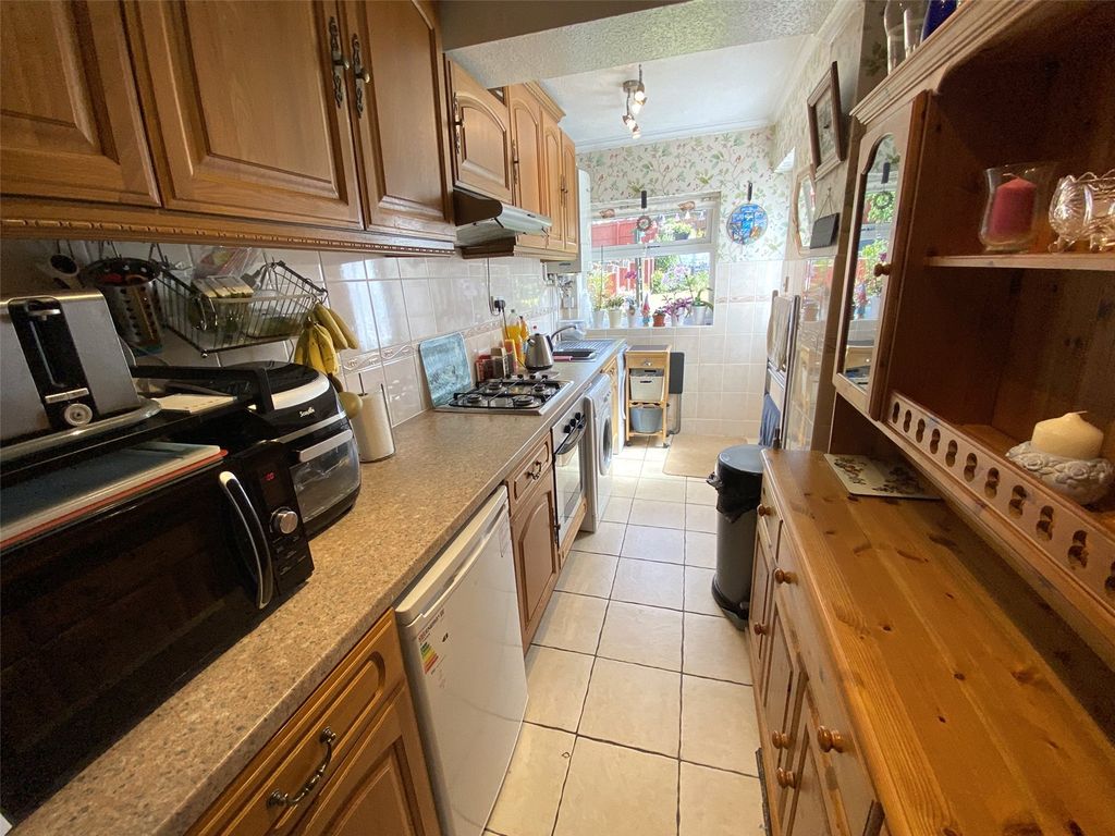 Property photo 3 of 14 Picture No. 08