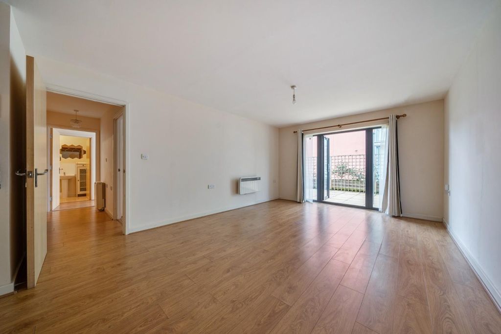 Property photo 2 of 21 #9.Jpg