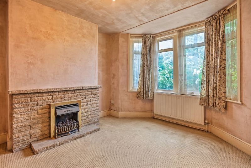 Property photo 3 of 10 Front Room