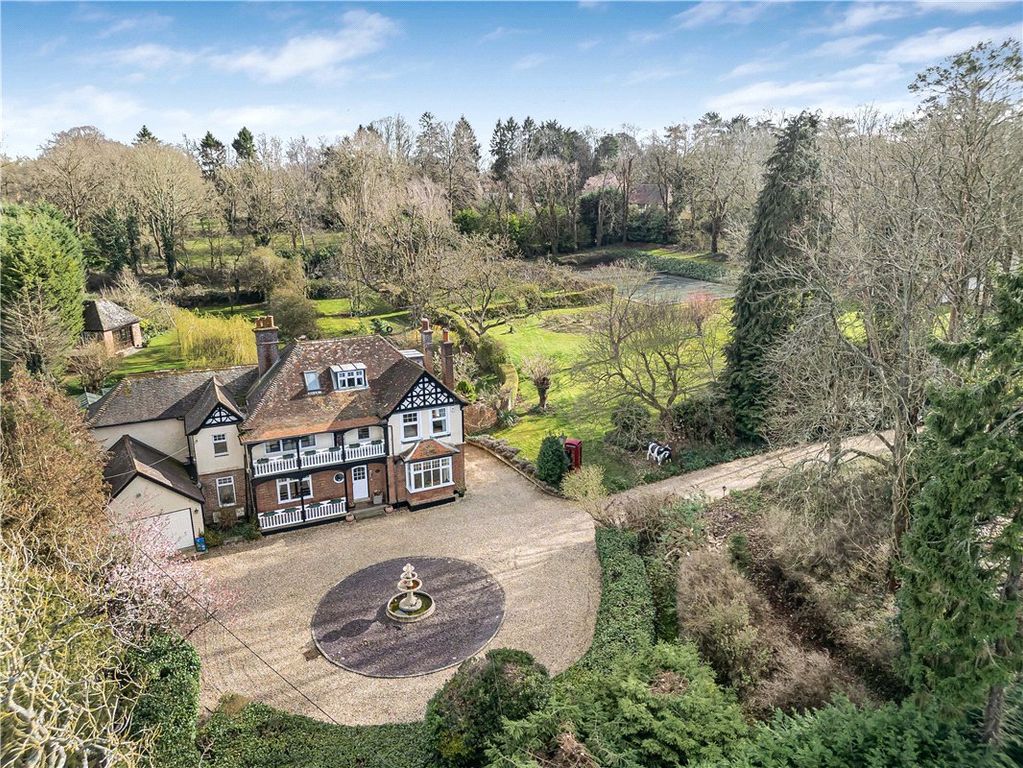 Property photo 1 of 35 House