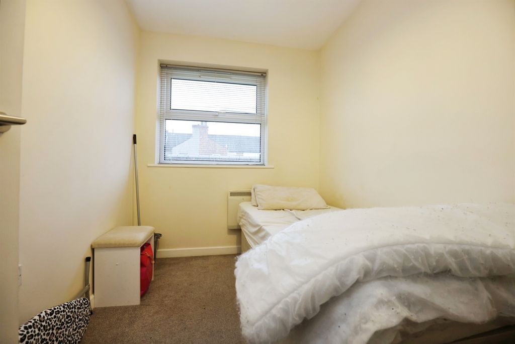 Additional image 14 of 2 bed flat for saleCambridge Street, Rugby CV21