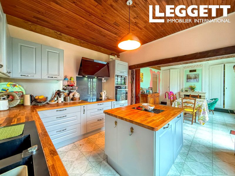 Property photo 3 of 10