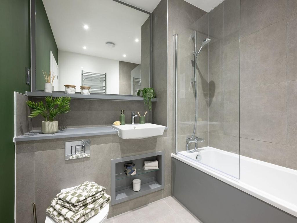 Property photo 2 of 9 Marleigh Park, The Sycamore, Bathroom