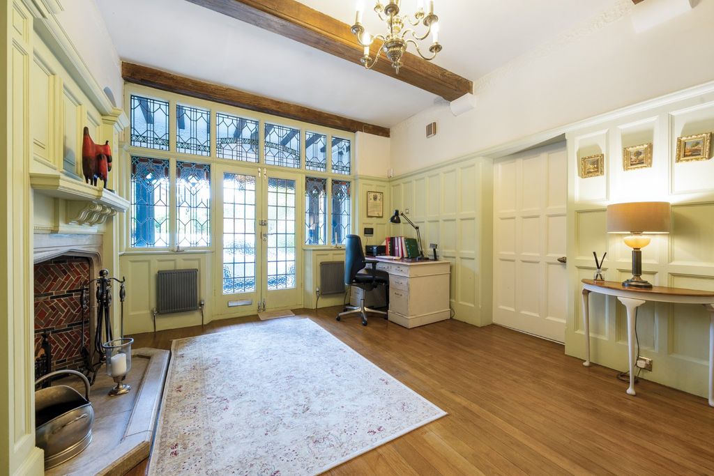 Property photo 3 of 24 Picture No. 08