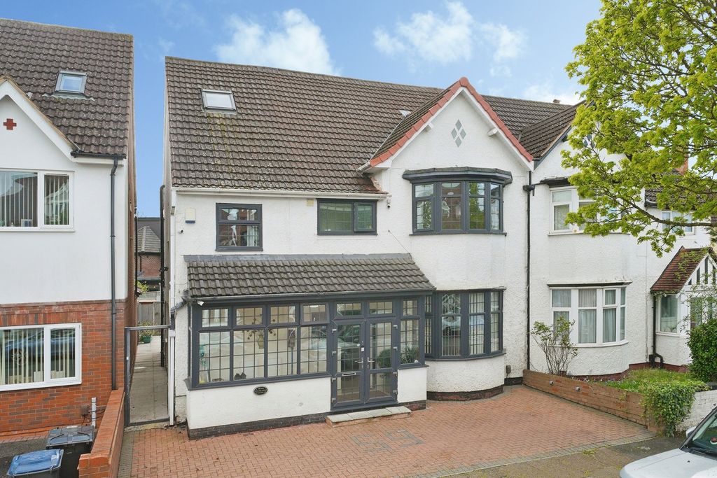 Property photo 1 of 25 Pbox-Img.Jpg