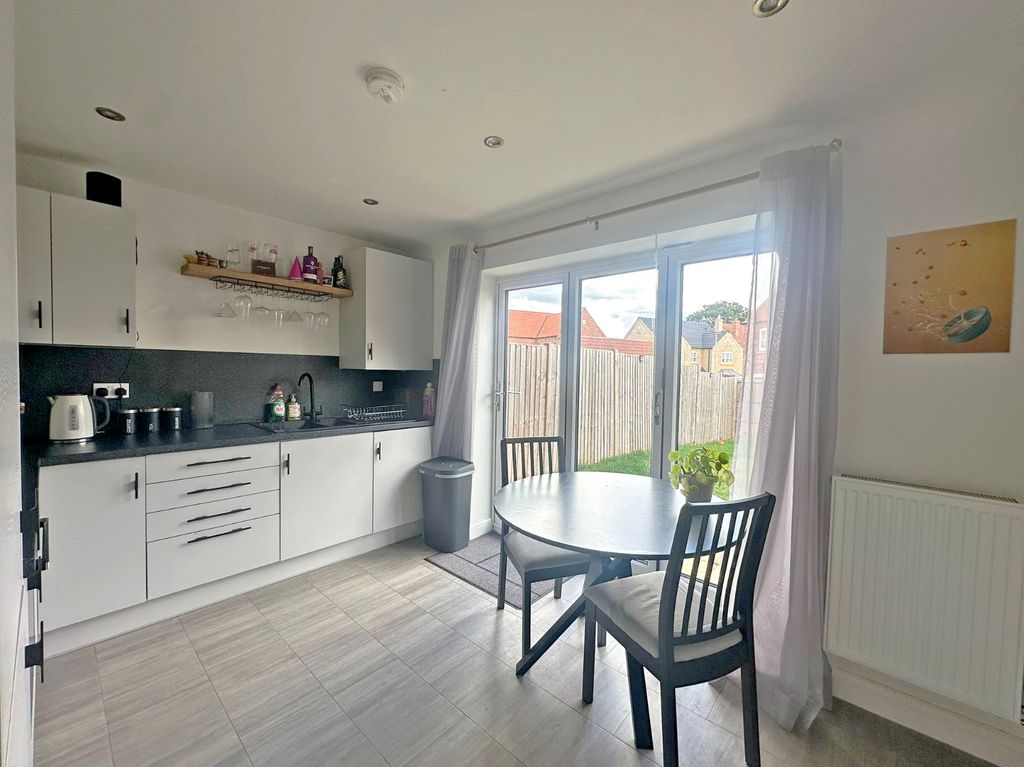 Property photo 2 of 10 2