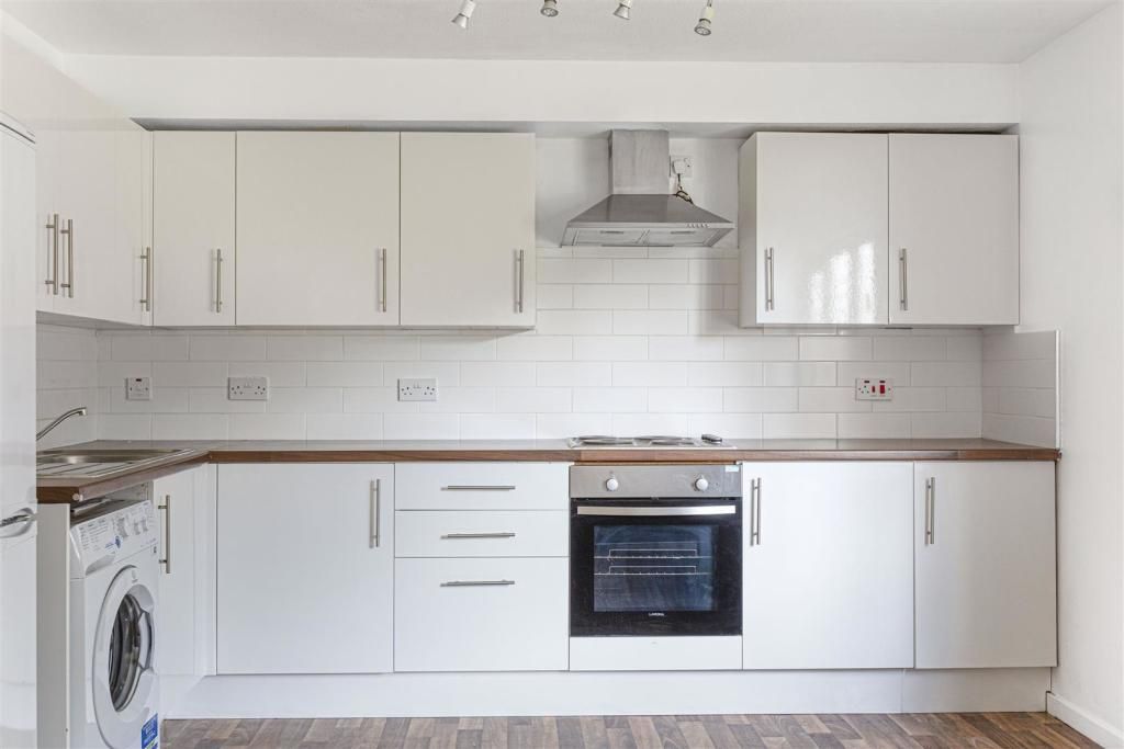 Property photo 1 of 5 B304A17438505Da883A801086B2510Ac.Jpg