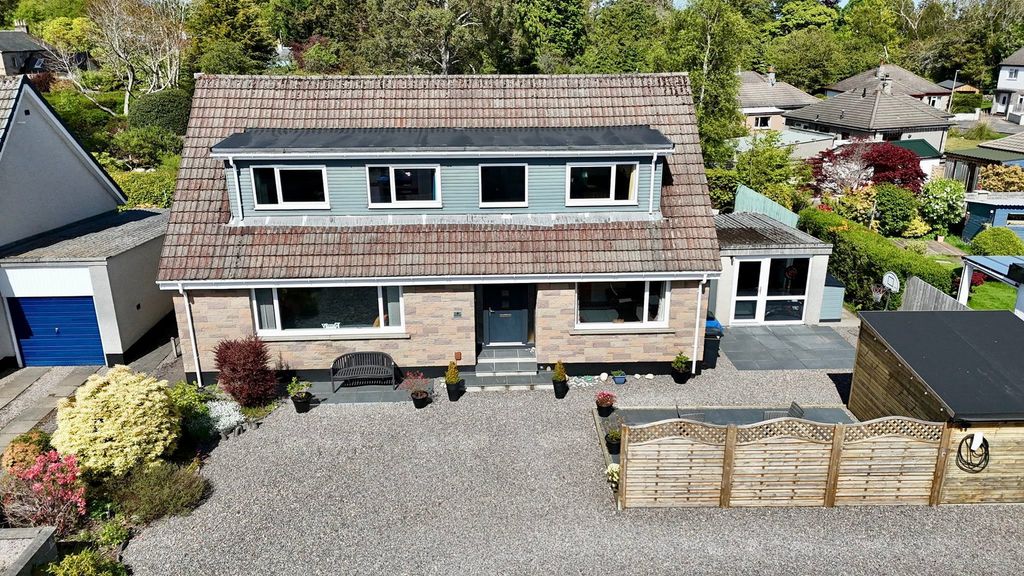 Property photo 1 of 36
