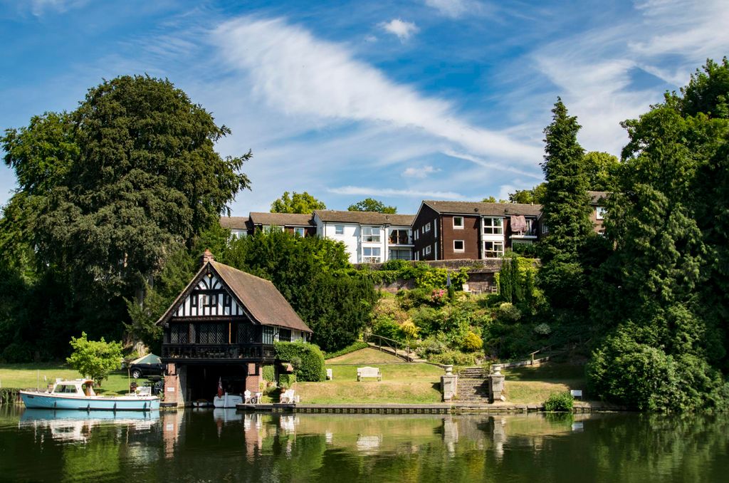 Property photo 1 of 13 External