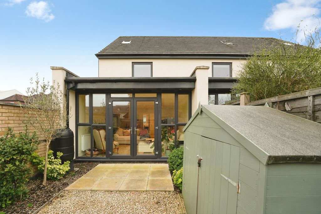 Property photo 1 of 18 Pbox-Img.Jpg