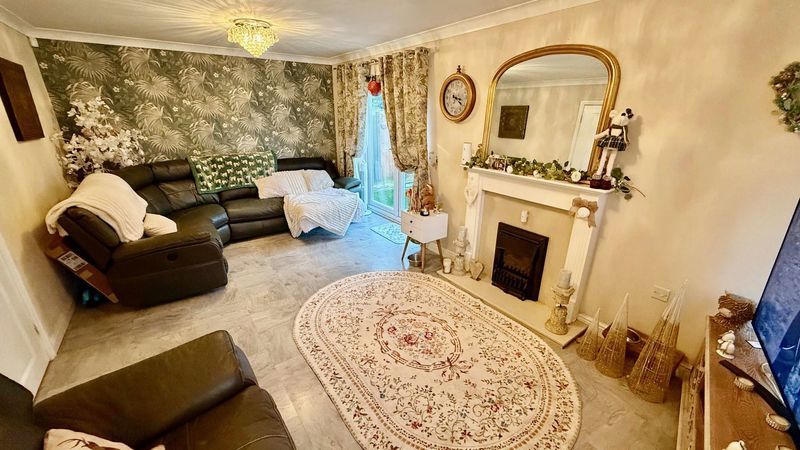 Property photo 2 of 16 Photo 7