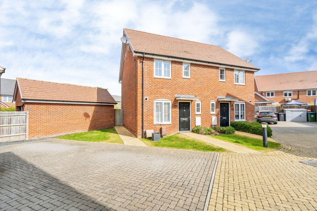 Property photo 1 of 11 Pbox-Img.Jpg