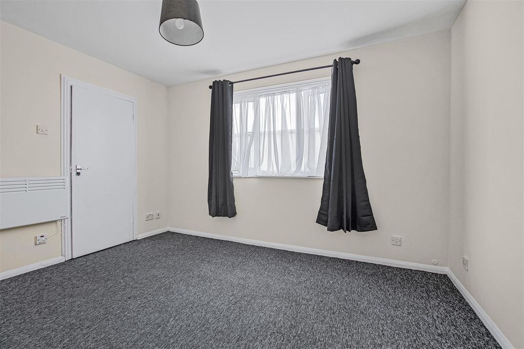 Property photo 3 of 10 8Y3A3934.Jpg