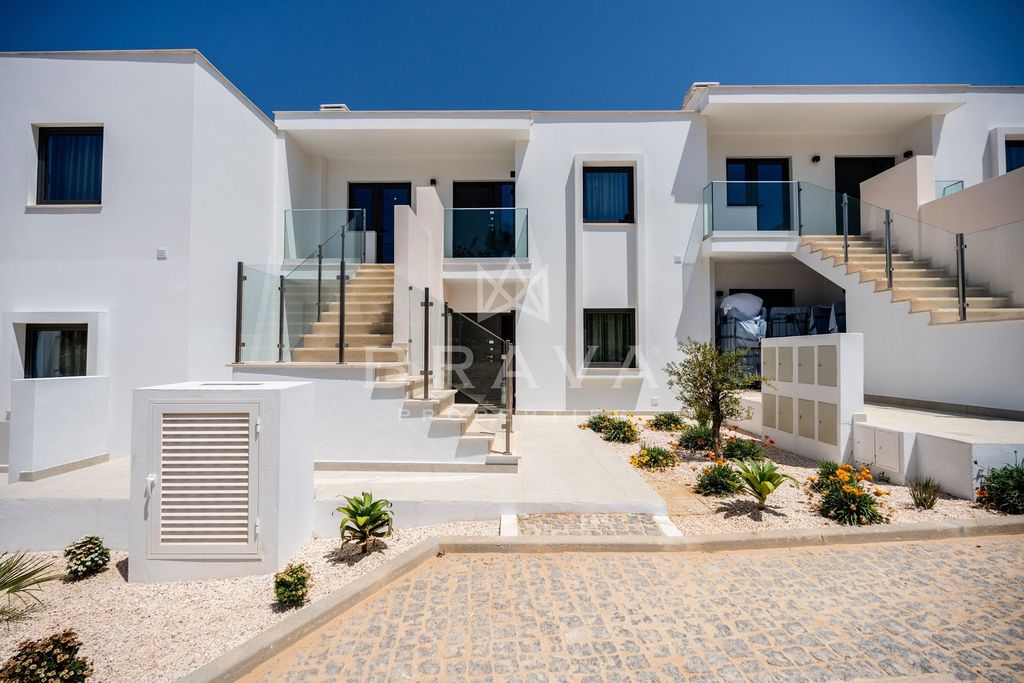 Property photo 1 of 29 2 Bedroom Apartments In Carvoeiro