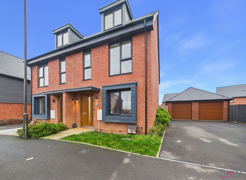 Property photo 1 of 21