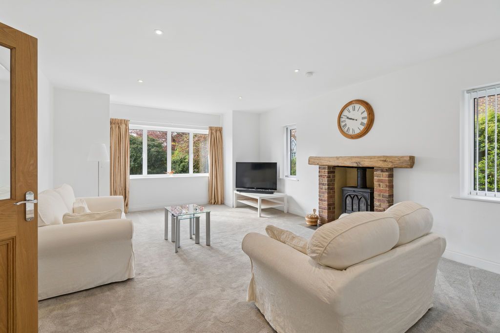 Property photo 3 of 26 Photo 1