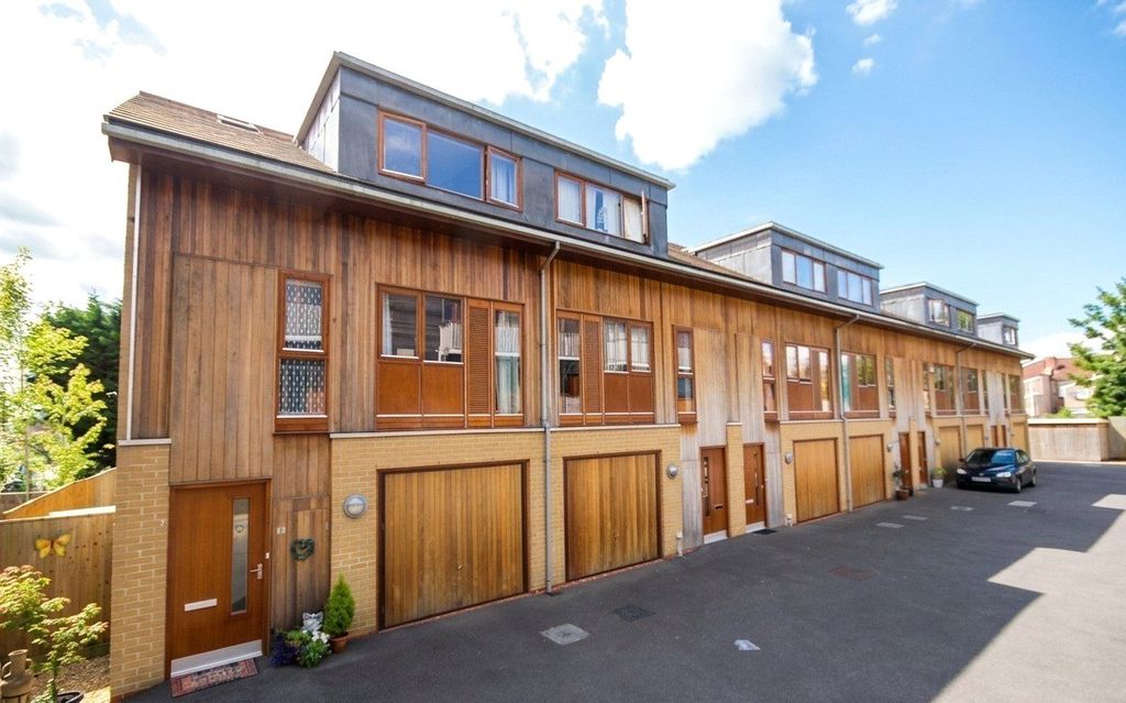 Property photo 1 of 13 Picture No. 31