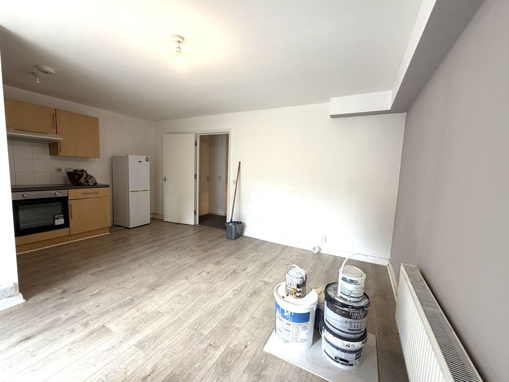 Property photo 2 of 11 Photo 4