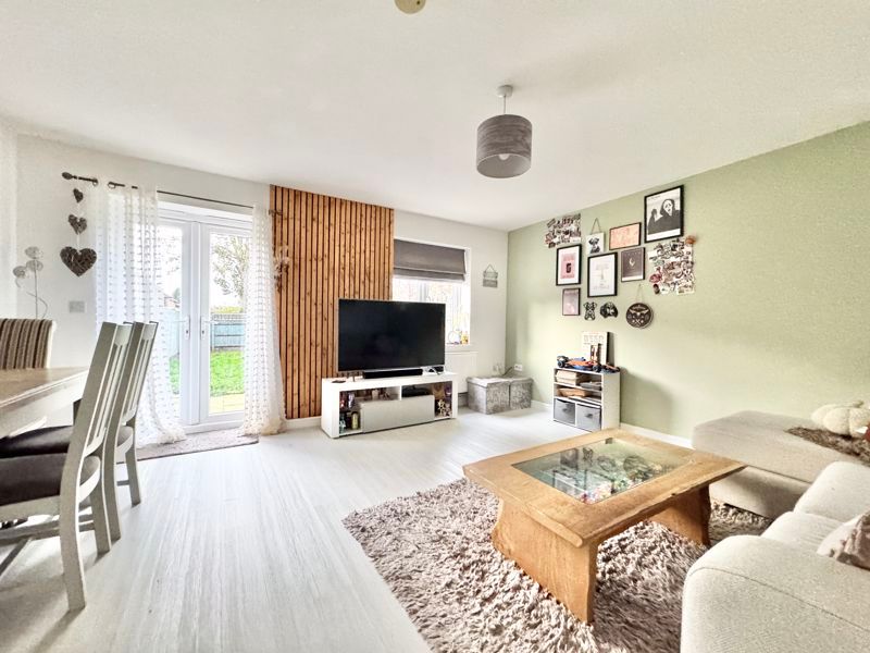 Property photo 2 of 15 Photo 9