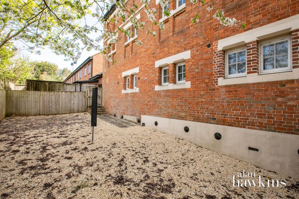 Property photo 2 of 19 Untitled-3-2.Jpg