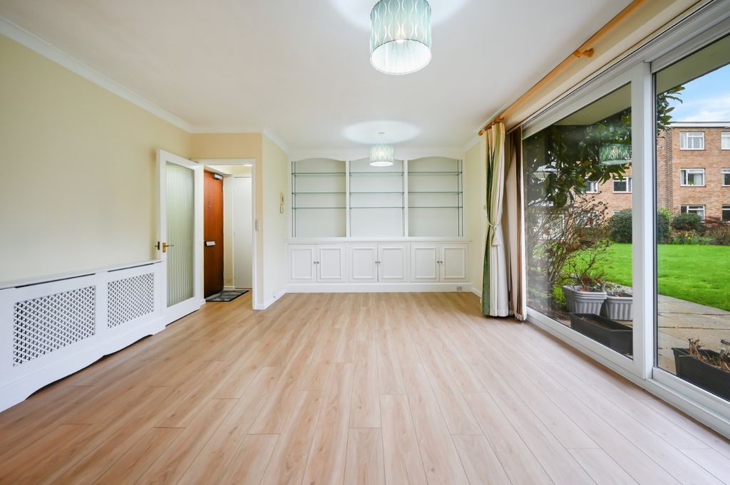 Property photo 3 of 12 Picture No. 07