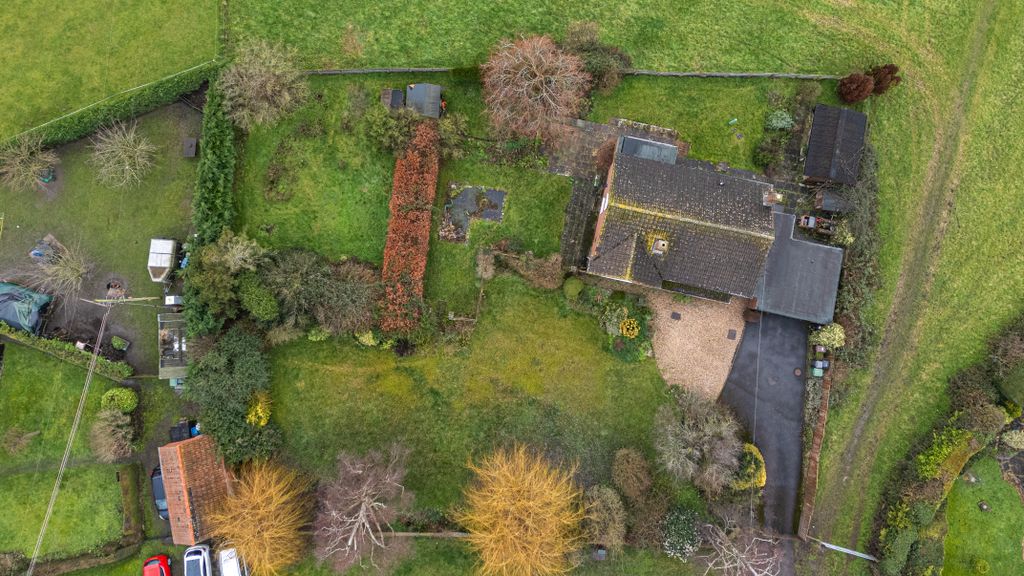 Property photo 3 of 21