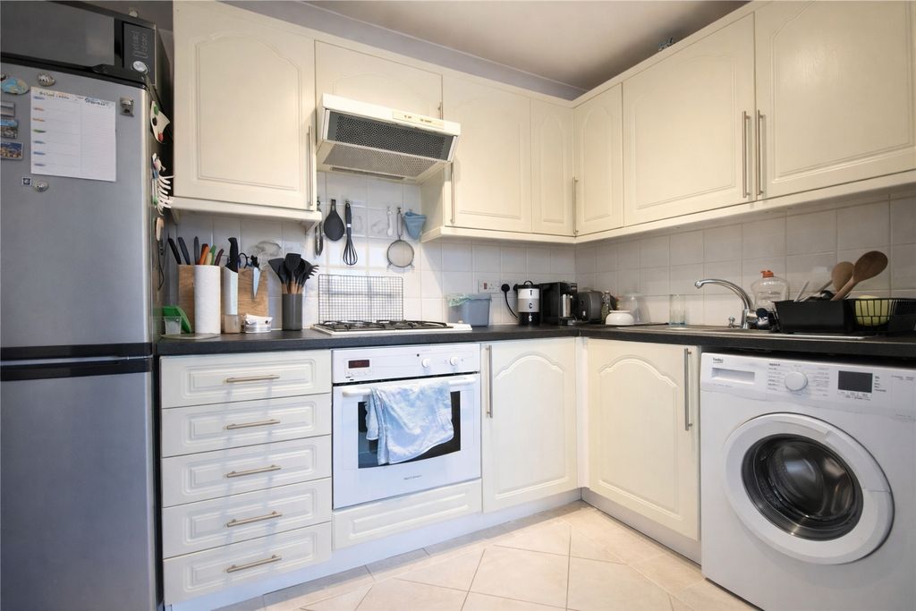 Property photo 3 of 5 Picture No. 09