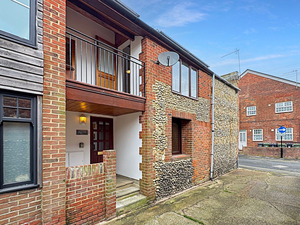 Property photo 2 of 21 Photo 2