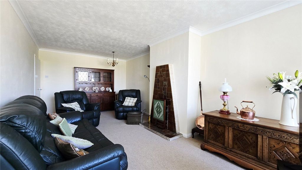 Property photo 3 of 15 Picture No. 19
