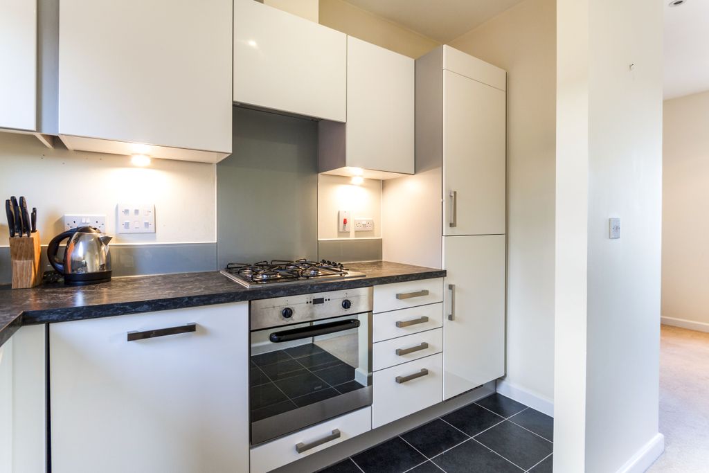 Property photo 2 of 8 01F44F1B-d13A-482c-9