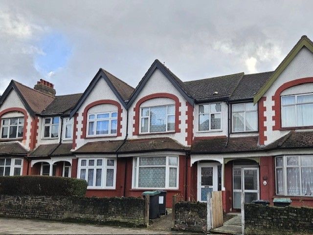 Property photo 1 of 16