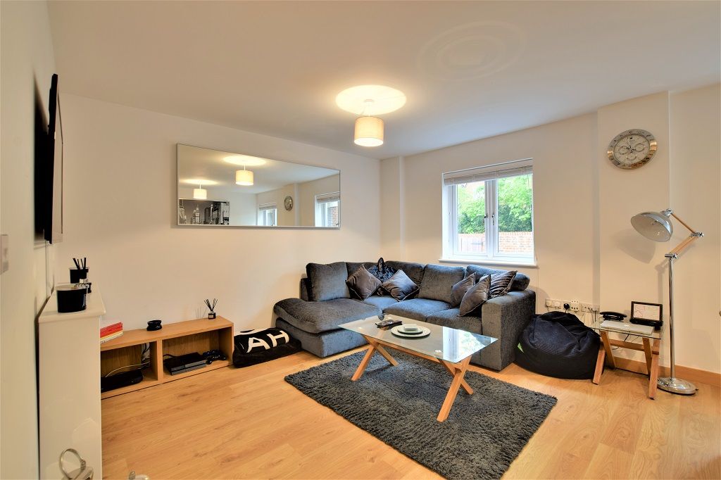 Property photo 2 of 10