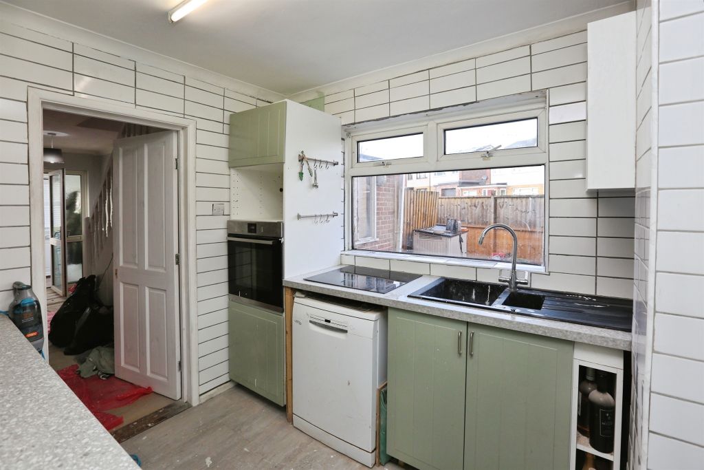 Property photo 2 of 38