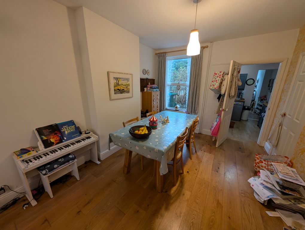 Property photo 3 of 16 Pxl_20251218_130304535