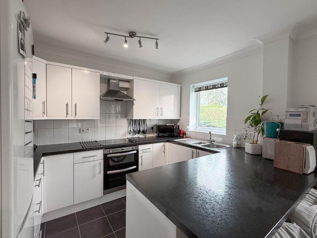 Property photo 3 of 13 20260303_110656759_0.0.Jpg