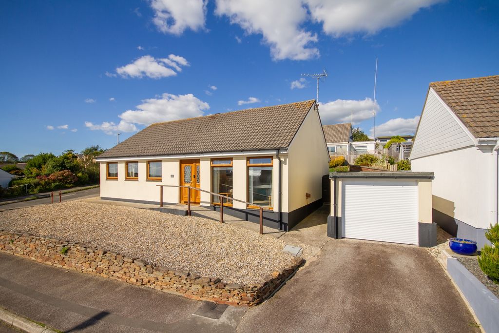 Property photo 1 of 12 Tps 01726 217 888