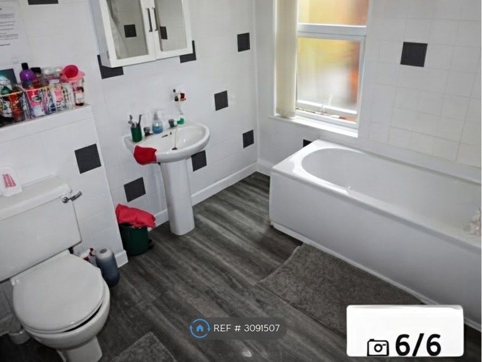 Property photo 3 of 5