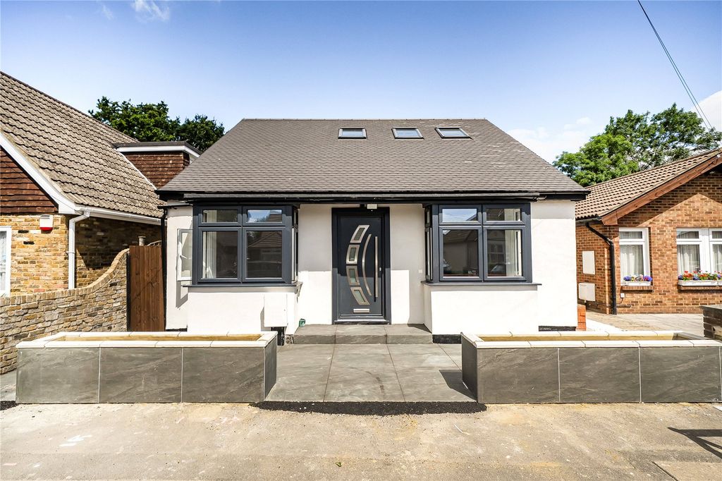 Property photo 2 of 21 Picture No. 24