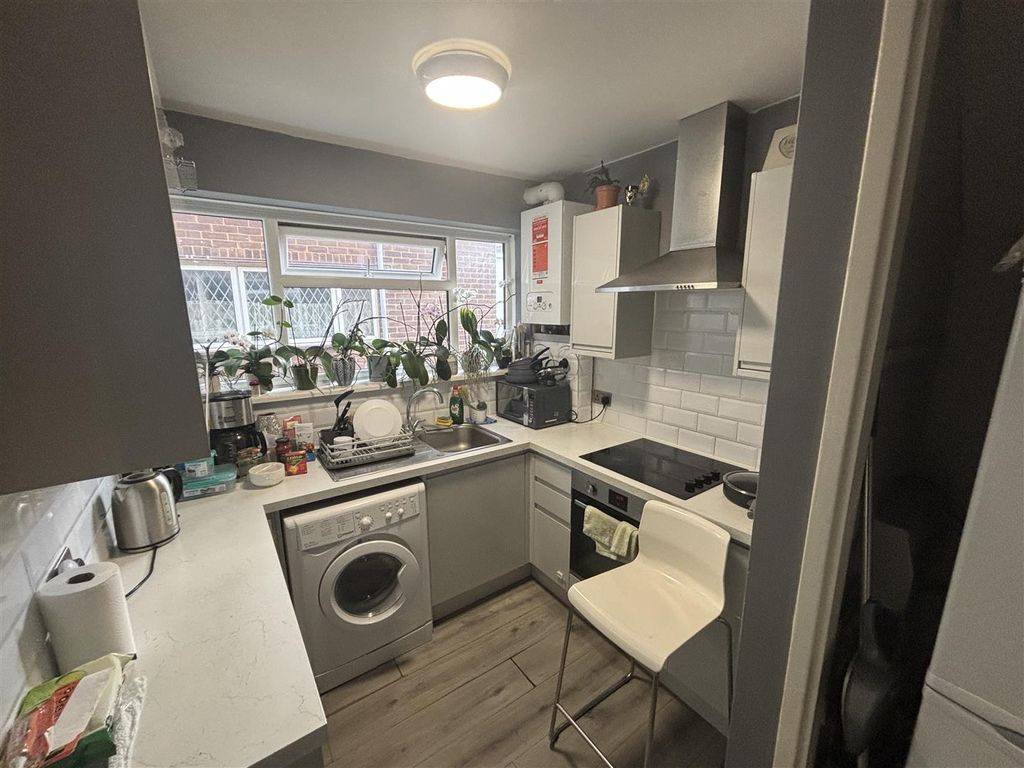 Property photo 3 of 15 Img_1097.Jpg