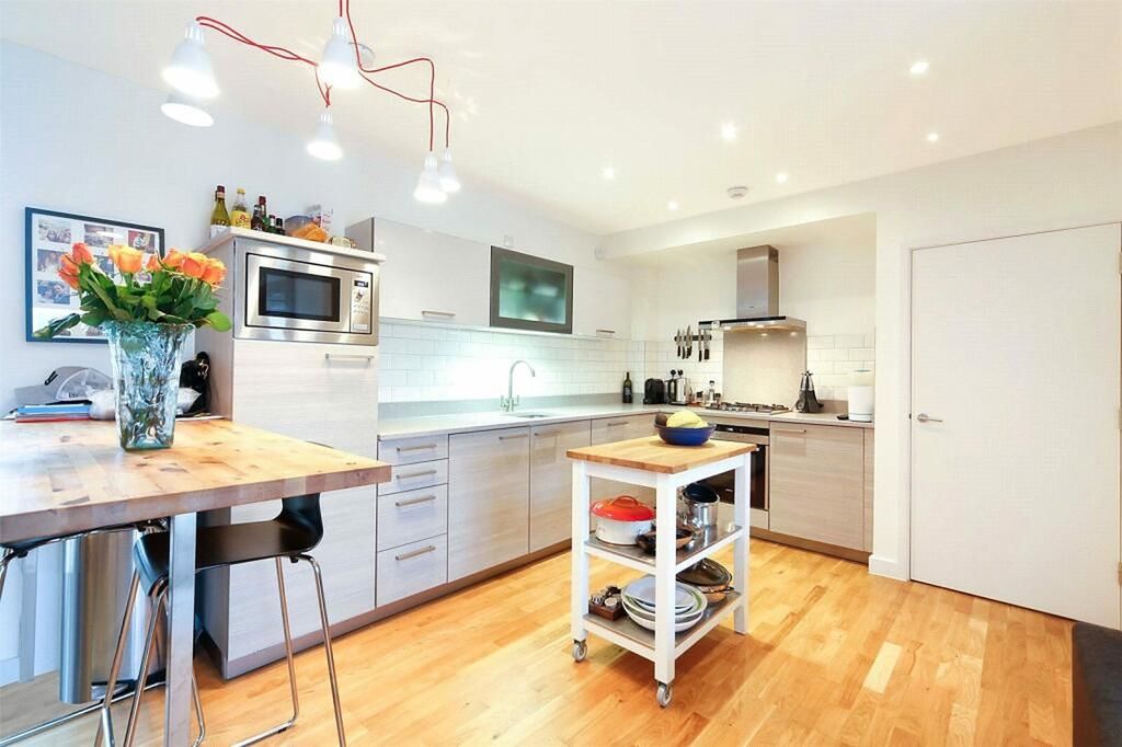 Property photo 2 of 9 02-Kitchen