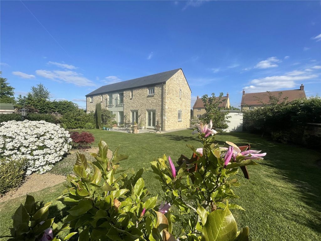 Property photo 1 of 17 Picture No. 24