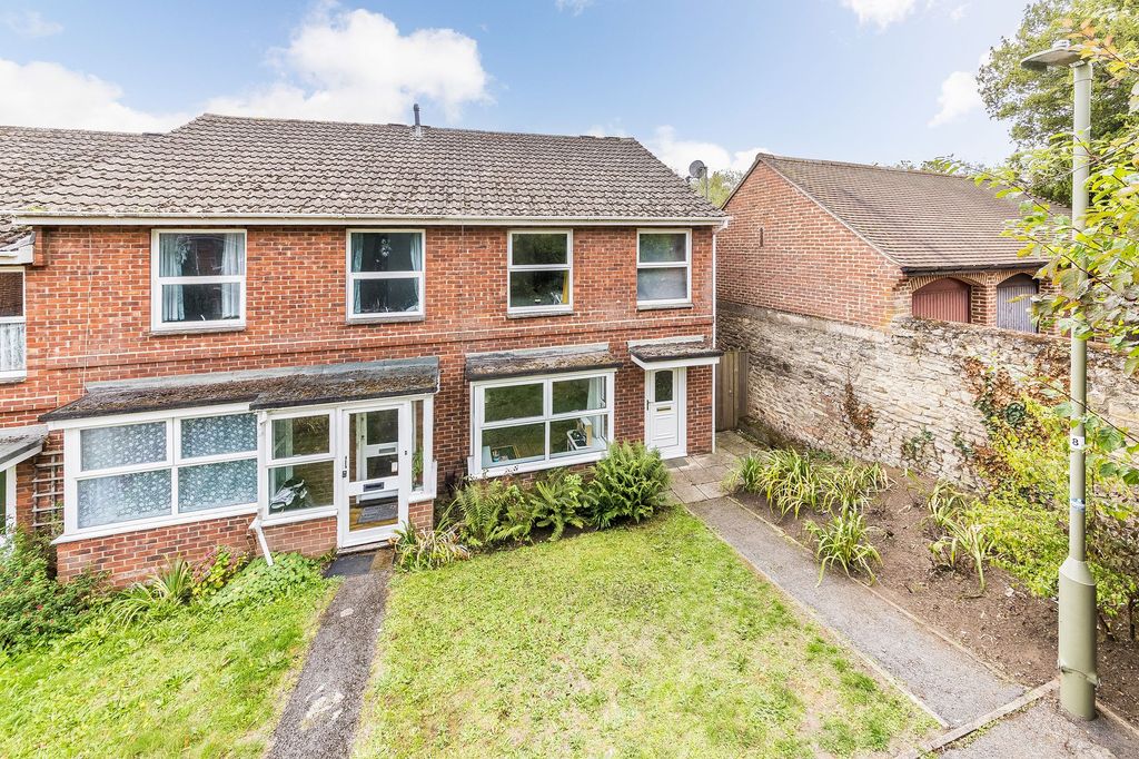 Property photo 1 of 25