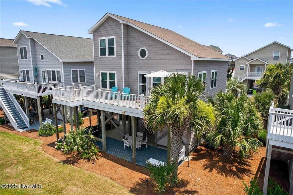 Property photo 1 of 28