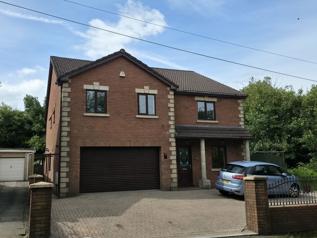 Property photo 2 of 32 Not Specified