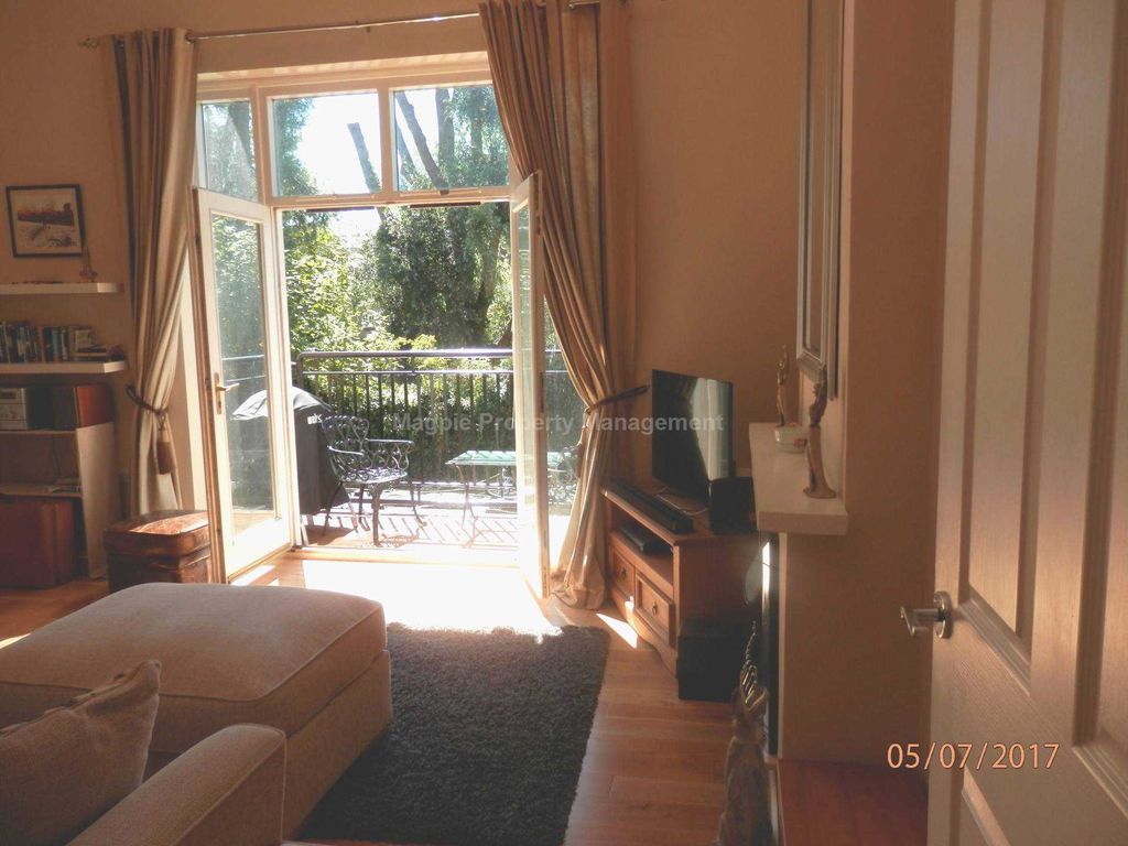 Property photo 3 of 23