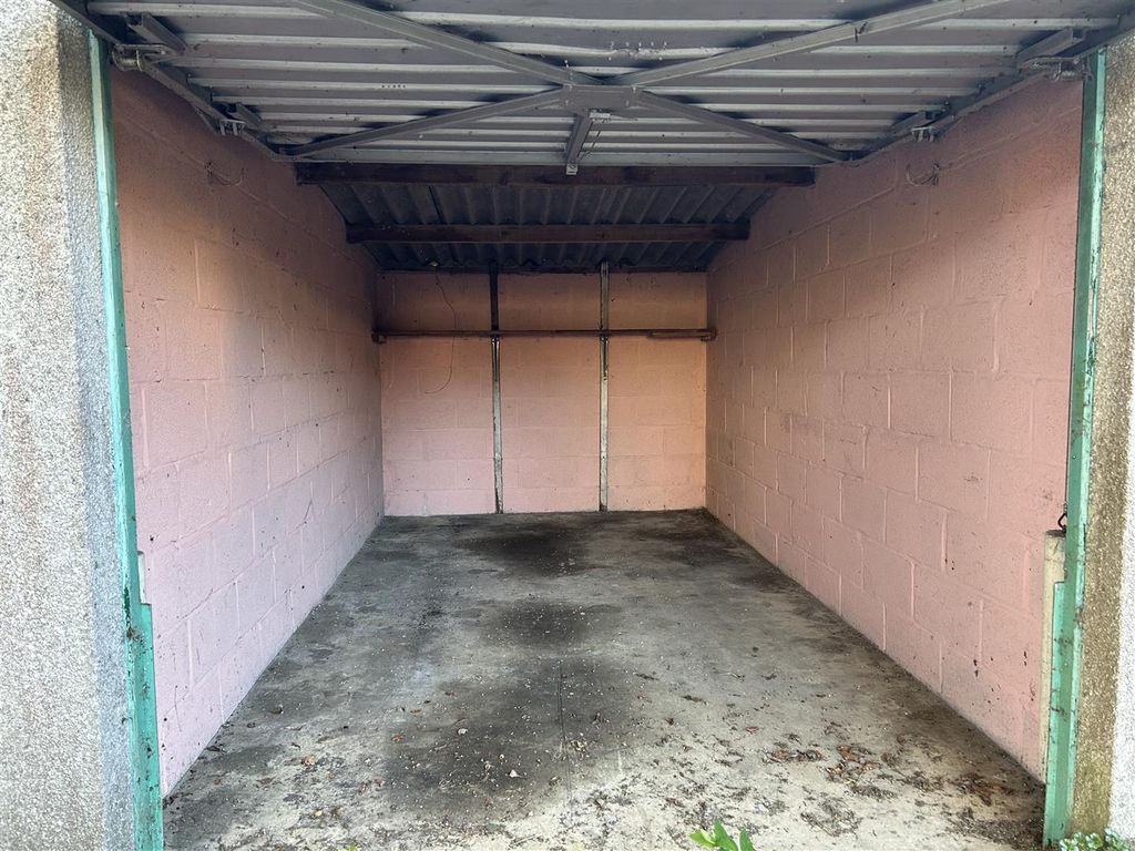 Property photo 2 of 3 Img_4486.Jpg